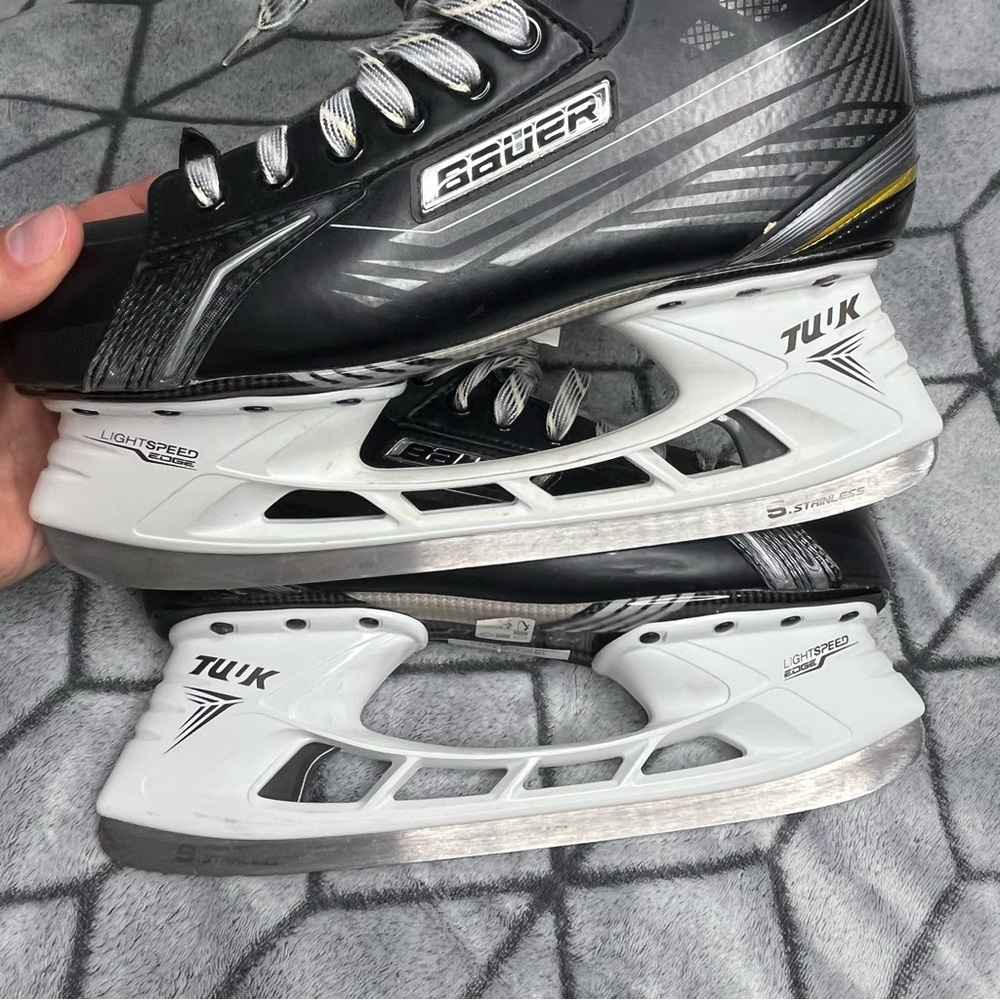 BAUER Supreme 160 Hockey Ice Skate Senior Stainless Tuuk Lightspeed Edge SK160SR - Picture 7 of 14